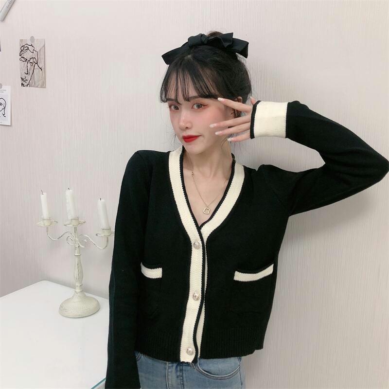 Xiaoxiangfeng sweater jacket women's autumn outer with thin knitted cardigan new V-neck clothing