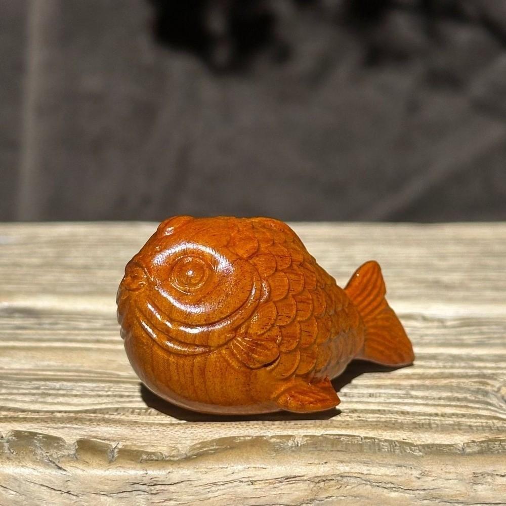 Lucky Charm Wood Carving Ornament Mini Tea Pet Cute Koi Fish Ornament  Tabletop Display