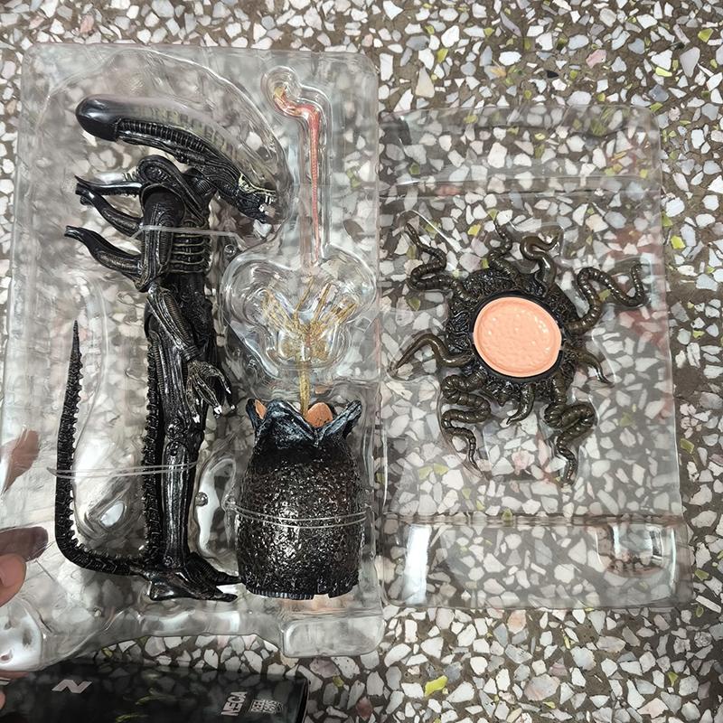 

NECA Прибулець Великий Шап Прибулець Фігурка Великий Шап Прибулець Хижак 40-та Річниця Яйце Облизувач Фігурка Модель Іграшка Лялька Подарунки