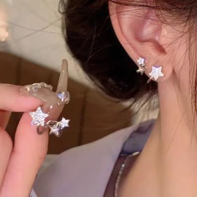 Nové luxusní perlové křišťálové nepravidelné hvězdné náušnice Skvělé náušnice se zirkonovým drápem pro ženy Módní šperky Party doplňky