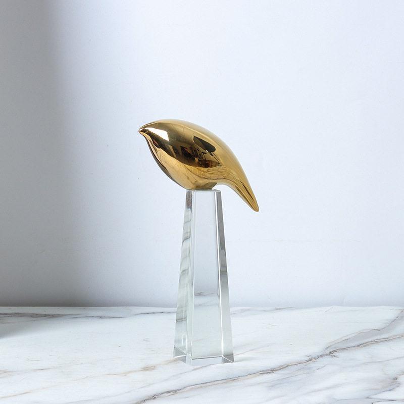 Nordic Luxury Golden Bird Ceramic Ornaments Home Decoration Living Room Modern Animal Sculpture Desktop Ornaments Unique Gift