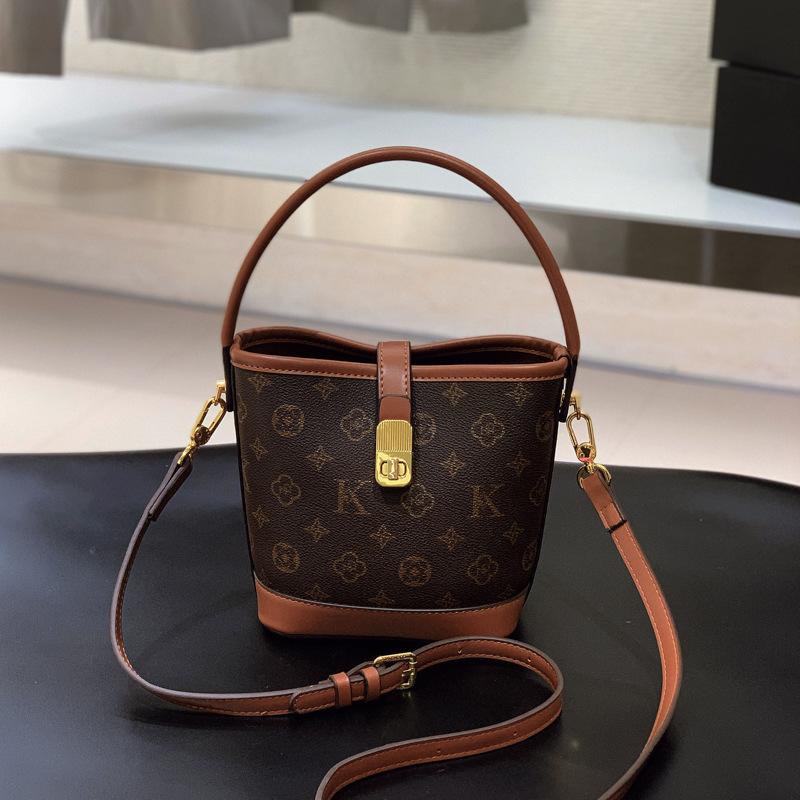 

Популярная сумка-ведро женская сумка новая модная сумка с принтом универсальная на плечо сумка-мессенджер