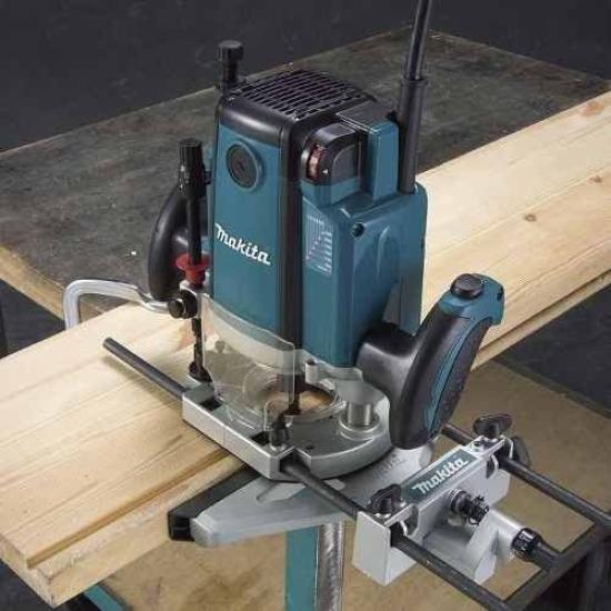 Makita Electronic Router RP2301FC