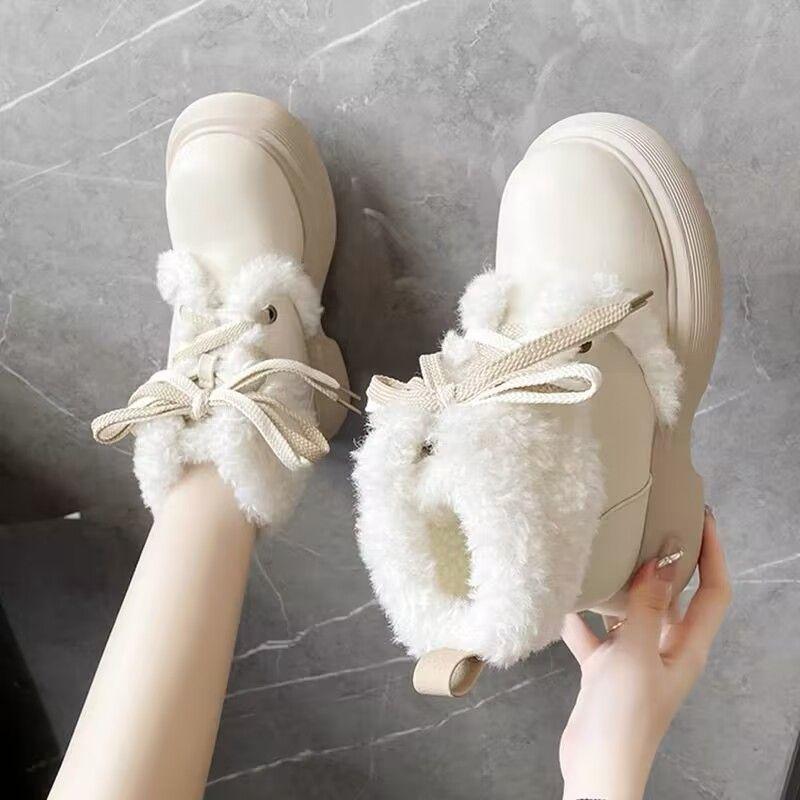 Snow boots women's winter new thick-soled velvet warm lamb wool white Martin boots versatile cute short boots