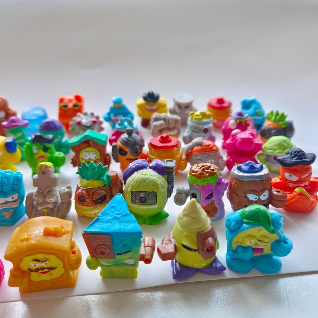 20pcs Mini Trash Zomlings Pack Figures Dolls 3-4cm Grossery Gang Garbage Collection Model Figuras Toys for Kids Gift Kids Toy