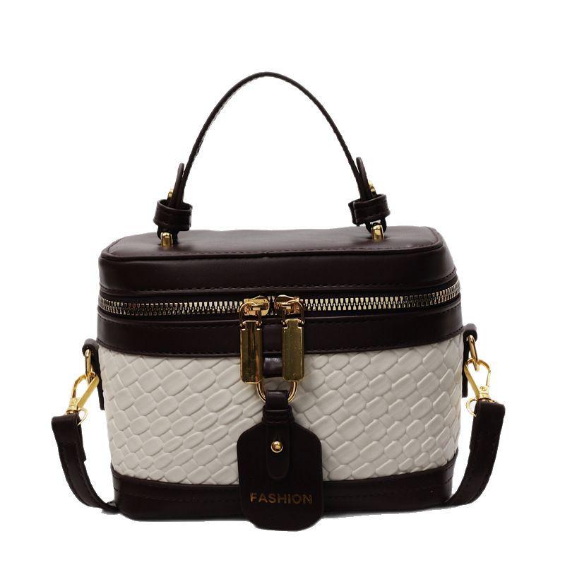 Popular high-end exquisite portable small square bag 2025 trendy fashion messenger women's bag large capacity Korean niche design