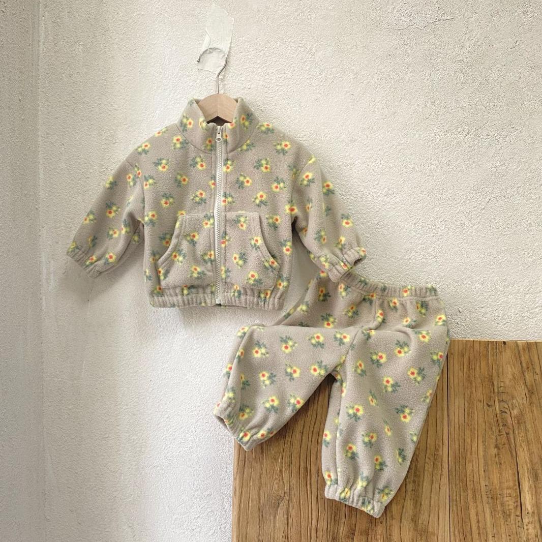 

Двостороння флісова куртка на блискавці весна-осінь дитяча 100 cm