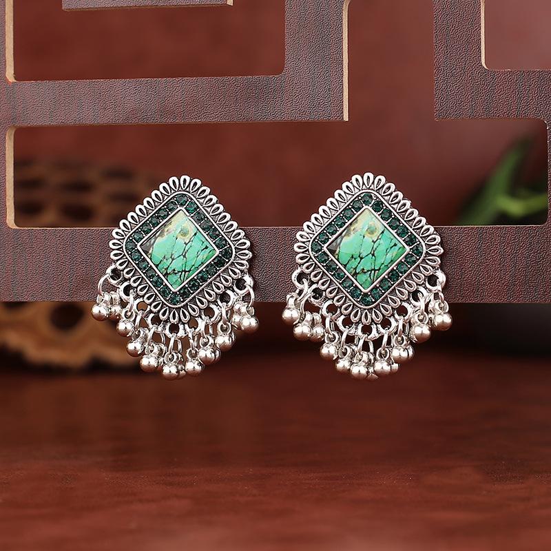 Vintage Ethnic Silver Color Square Alloy Drop Earrings for Women Boho Carved Flower Beads Tassel Earrings Indian Jhumka Jewelry