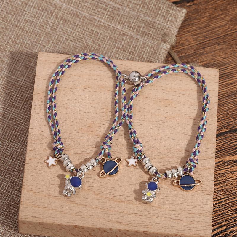 A Pair of Glowing Dog Paw Shaped Bracelets, Milan Rope, Astronaut Couple Bracelet, Men's and Women's Heart-shaped Magnetic Woven Hand Adjustable Rope