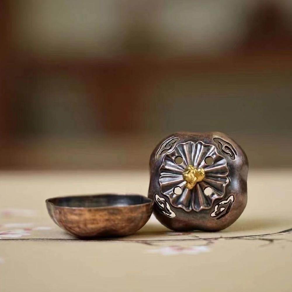 Mini Small Incense Burner Alloy Incense Burner Small Xiangyun Pan Incense Burner Ornament