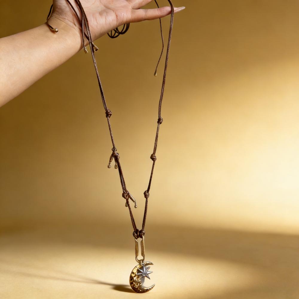 Collana Corda di Cera Stella Luna Crescente Accessori Donna Regolabile Versatile Catena per Maglione Autunno/Inverno Lusso Leggero
