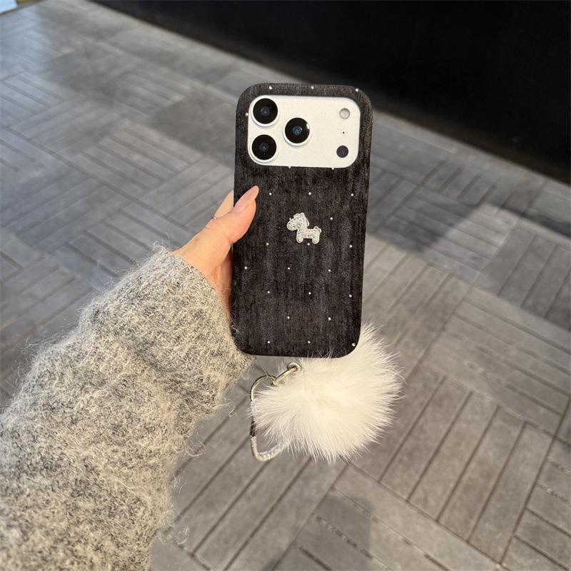 Velvet Gypsy Pony Applies To Apple 17promax Mobile Phone Case iPhone16 Short Rope Hairball 15/14/13