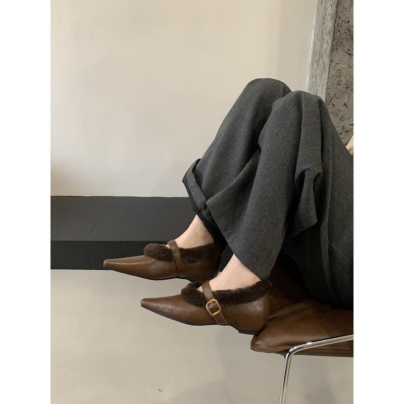2025 new late night wind pointed head fleece inner height increase fleece shoes single shoes fashionable and comfortable wool shoes women