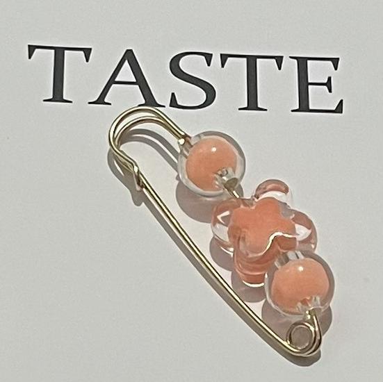 Adjustable Waist Buckle Pin for Clothes - Anti-Exposure Brooch for Women's Pants