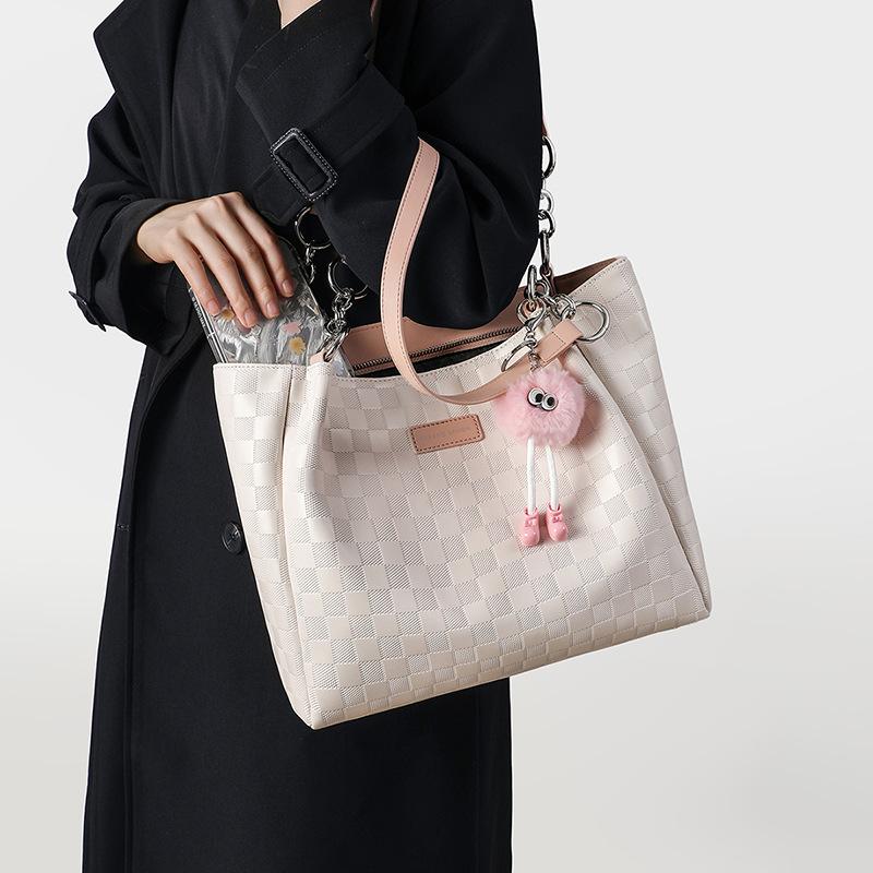 Bags for Women In Spring and Summer New Large Capacity Tote Bag Casual Handbag Shoulder Bag Class Commuter Bag