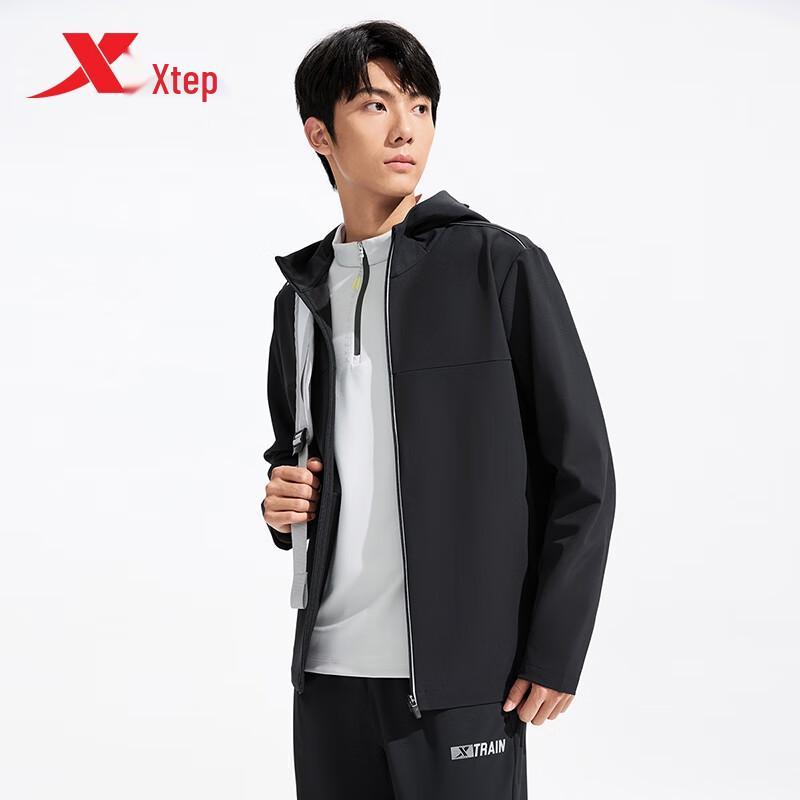 Xtep Men's Hooded 3-Proof Outdoor Soft Shell Jacket