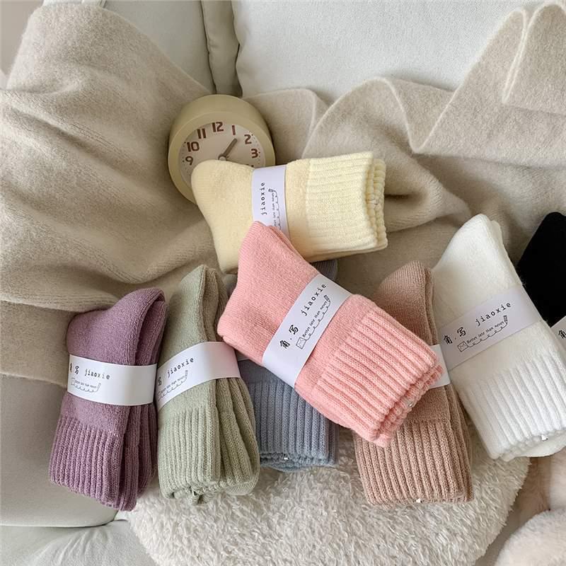 Women's Brushed Wool Socks - Autumn/Winter Thick Velvet Lambskin Warm Snow Socks