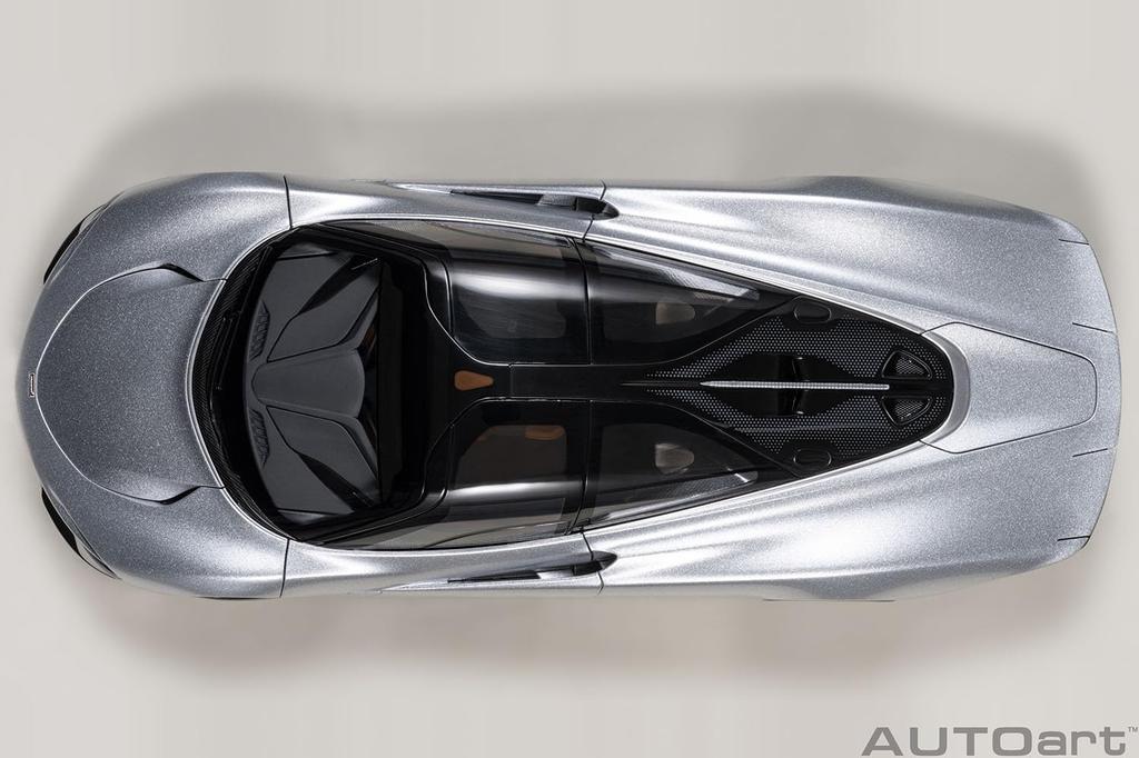AUTOart Maßstab McLaren Speedtail Metallic Silber Fertigprodukt 1/18
