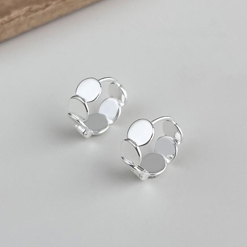 Silver Color Personality Geometric Round Hoop Earrings for Fashion Women Fashion Jewelry Trendy Round Accessories
