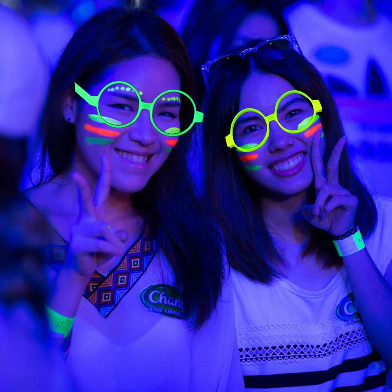 5 szt. Świecące w ciemności okulary Upominki na przyjęcie urodzinowe dla dzieci Neonowe dekoracje imprezowe Materiały Świąteczne Weselne Lśniące rekwizyty Prezenty