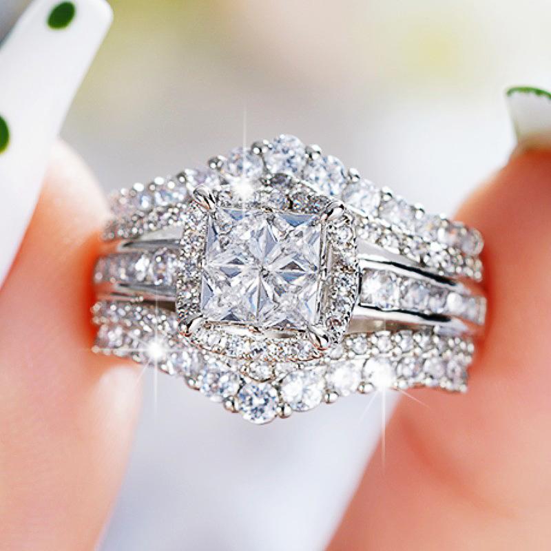 Huitan Wedding Rings for Women 2023 New Full Bling Iced Out Sparking CZ Female Rings Engagement Proposal Bands Fashion Zircon