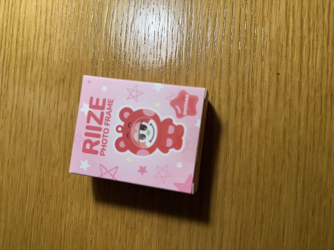 

[USED] riize photo frame popup shotaro