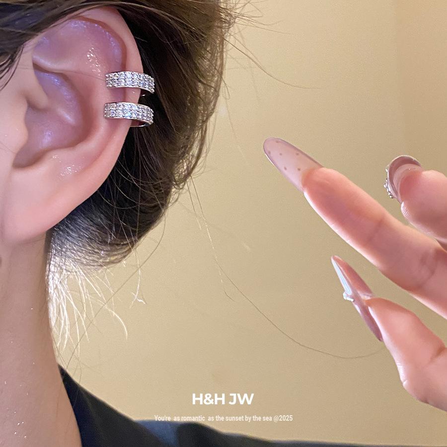 K real gold electroplated zircon three-layer round ear clip individual cold wind ear bone clip design sense niche earrings women