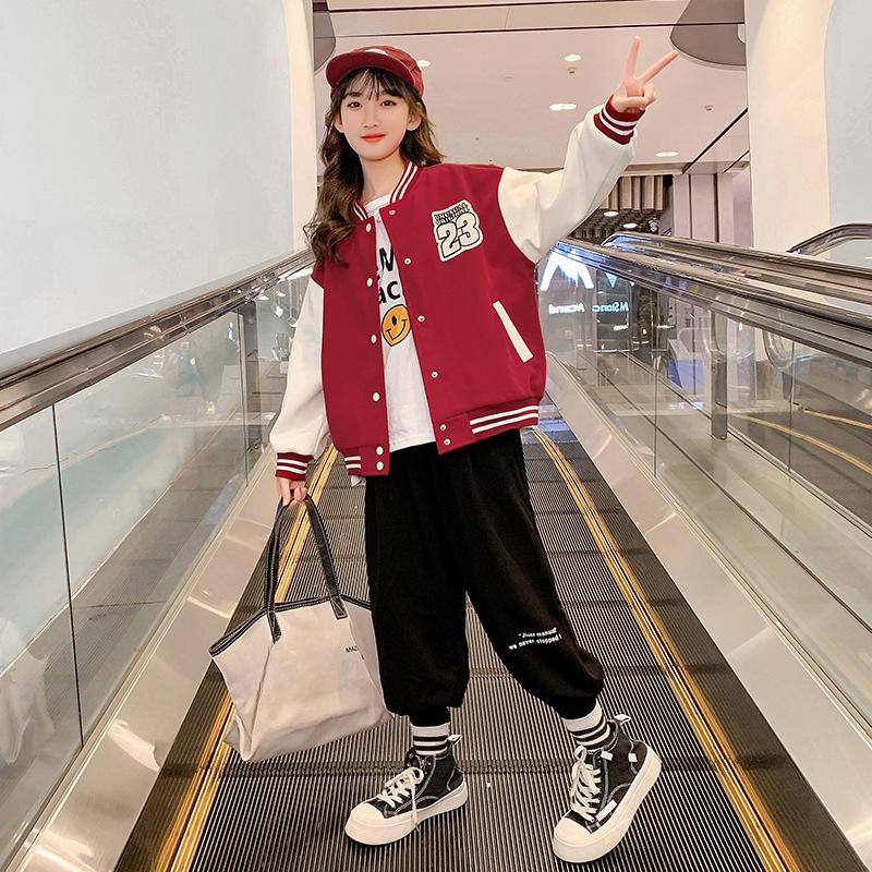 

2 цвета куртки для девочек детская бейсбольная форма одежда детская спортивная одежда для детей 5-14 лет куртки с героями мультфильмов 130 вино красного