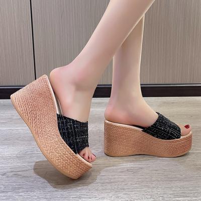 Female Shoes On Sale 2024 High Quality Modem Slippers Women's Slippers Summer Beach Slippers Women Round Toe Ladies Slippers