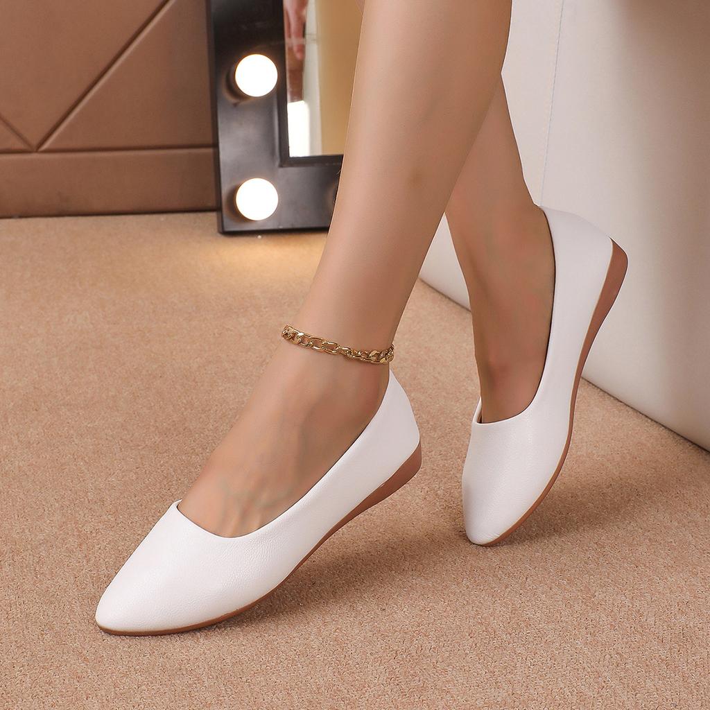 Single shoes New large size flat bottom pointed head shallow mouth simple casual Doudou shoes