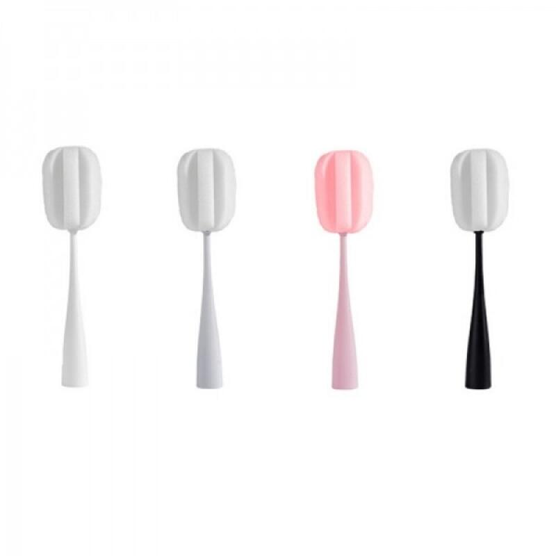 Water bottle tumbler cleaning brush, bottle brush