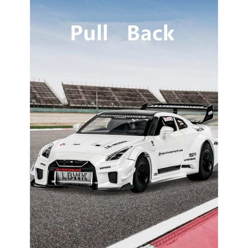 1/32 Skyline Ares Nissan GTR CSR2 Alloy Sports Car Model Diecast Metal Toy Gift