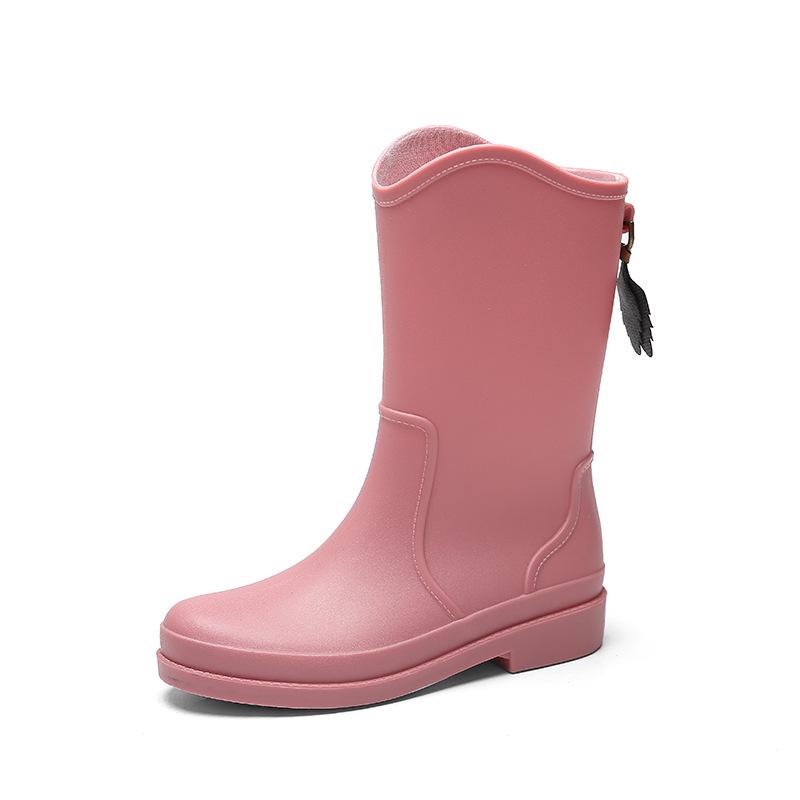 Women's Fashionable Waterproof Mid-High Rain Boots, Non-Slip & Wear-Resistant for Kitchen or Outdoor Use
