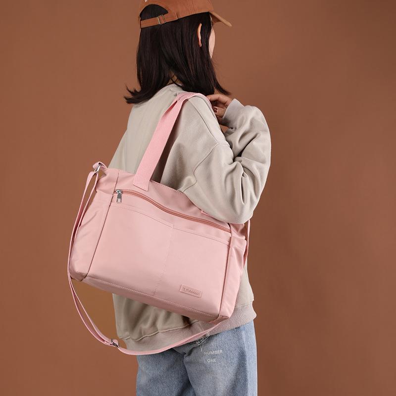 Velkokapacitní taška přes jedno rameno Lehká dámská ruční crossbody taška