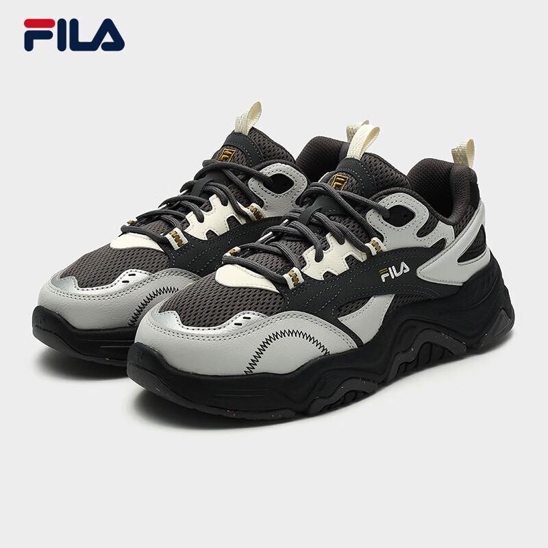 FILA Women s COLLINA Retro Chunky Sneakers 6.5