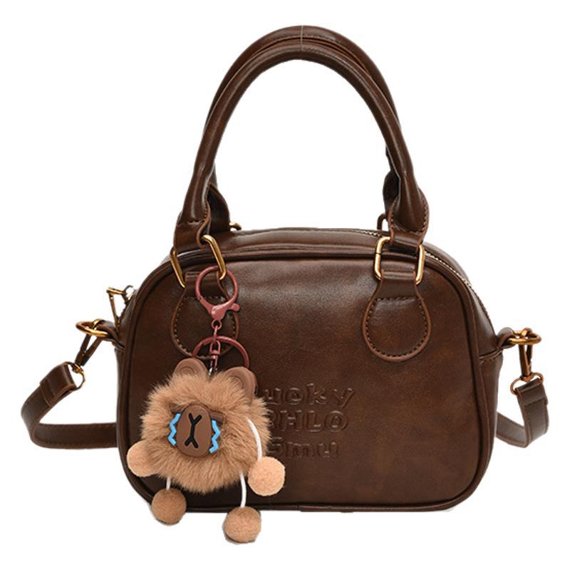 This year's popular versatile portable small square bag 2025 new autumn fashion niche solid color shoulder messenger bag