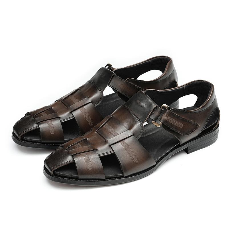 Fashion European Style New 2025 Men's Summer Shoes Full Grain Leather Men Sandals Buckle Breathable Hollow Beach Shoes
