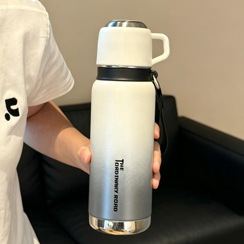 Water bottle Stainless steel mini thermos cup Double layer portable cup Sports water cup