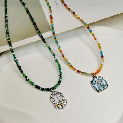 Böhmische Kristallperlenkette Frisch Vielseitig Regenbogenfarben Blume Anhänger Schlüsselbein Kette Süß Teenager Stil Schmuck