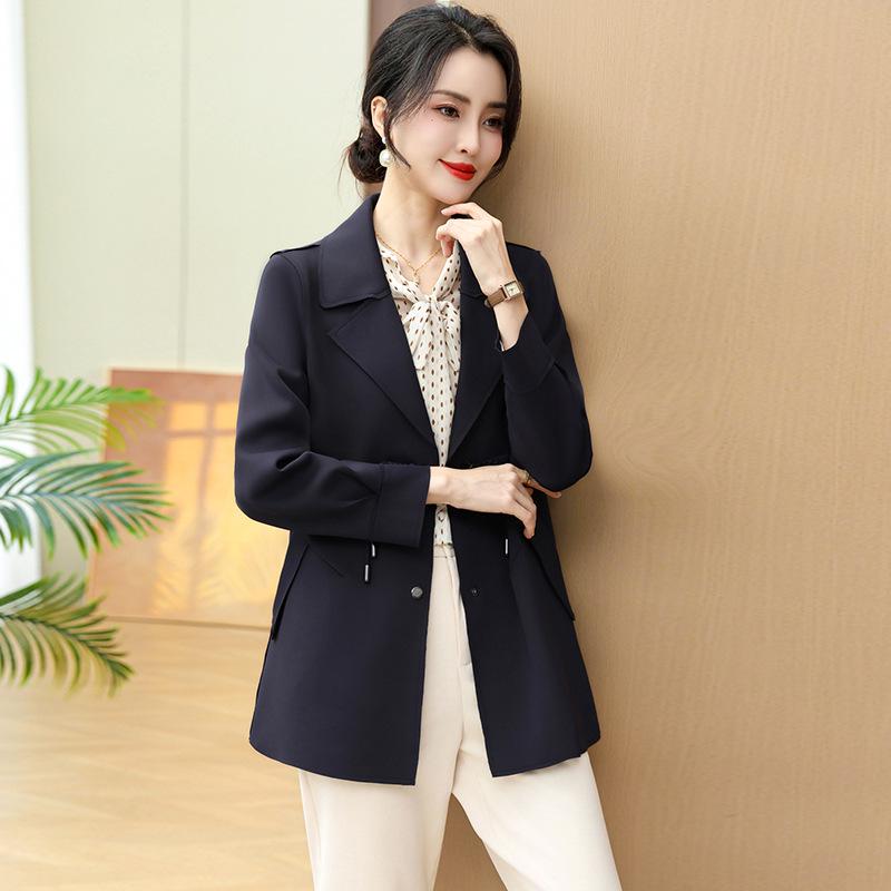 

Шикарный весенний тренч для женщин среднего возраста - Коллекция 2025 для модных мам 40+ XL (88-105 jin)