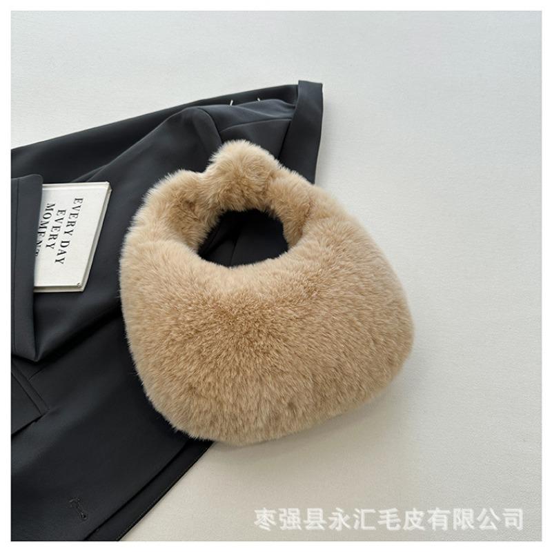 

Plush bag dumpling bag new premium women s bag fluffy fashion dumpling bag fur handbag 28*15*7cm легкие хаки