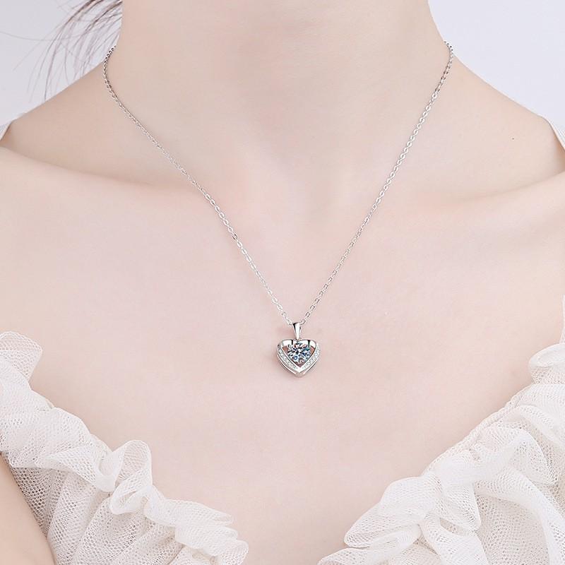 Sterling Heart Pendant Necklace With Moissanite Stone Minimalist Chic Jewelry Women Adjustable Chain 21-50cm
