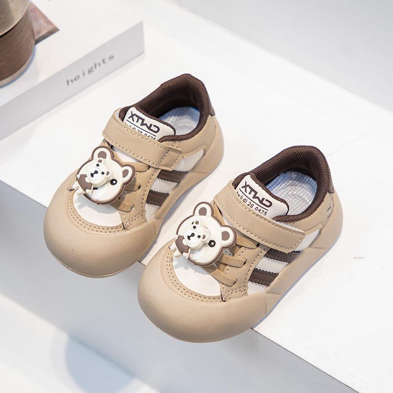 2025 autumn male and female classmates children's sports board shoes children's versatile non-slip toddler shoes children's casual shoes new