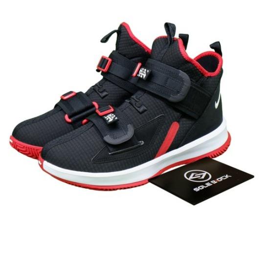 

Nike LeBron Soldier 13 SFG EP Bred Men s AR4228-003 EU 42.5 чорний/білий