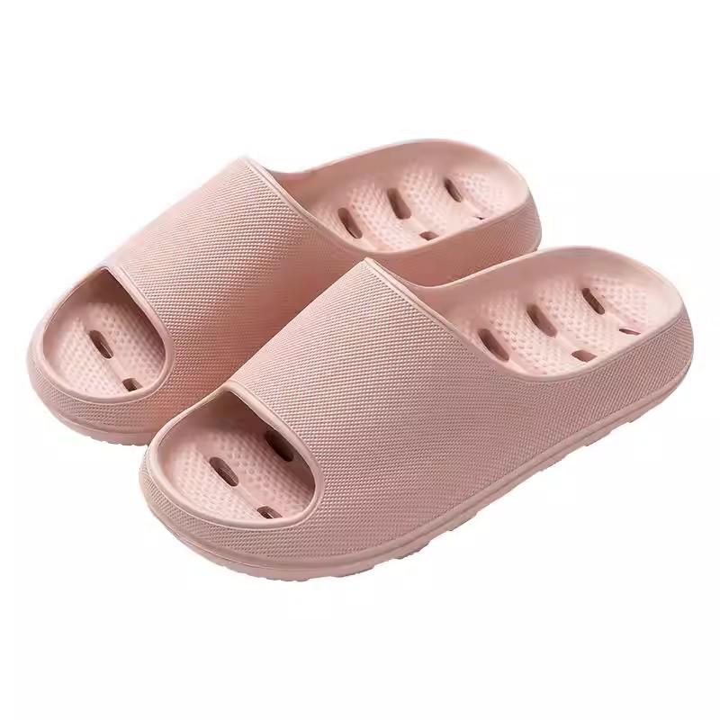 Leakproof Quick-Drying All-Season Bathroom Shower Slippers for Women and Men