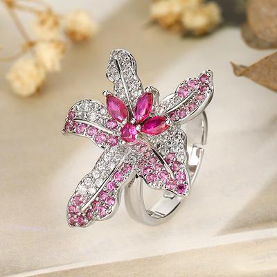 2025 Elegant Floral Red Crystal Open Ring for Women Adjustable Blooming Flower Band Vintage Inspired Statement Fashion Jewelry Gift