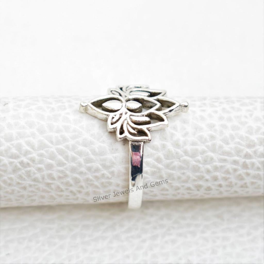Bague Lotus en Argent Sterling 925 Faite à la Main: Bague de fiançailles
