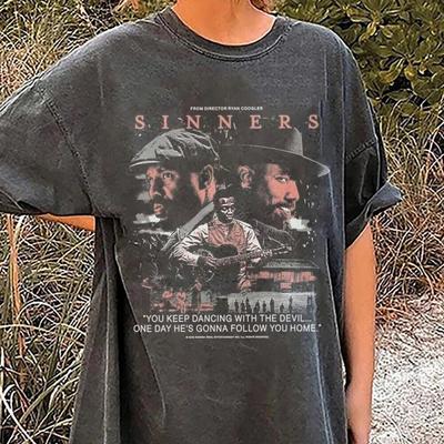 Sinners 2025 Ταινία V3 Μπλουζάκι, Χορεύοντας Με τον Διάβολο Αισθητική Λάτρης Ταινιών T-shirt Unisex Unisex T-Shirt