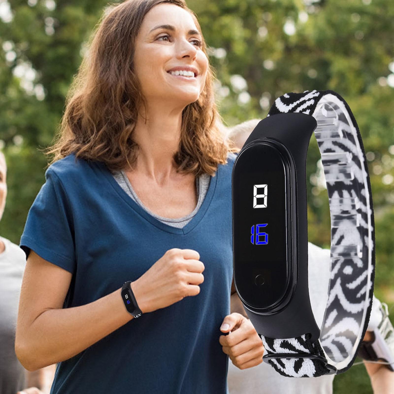 

Светодиодный электронный эластичный кожаный ремешок с леопардовым принтом, женские цифровые часы для отдыха One Size