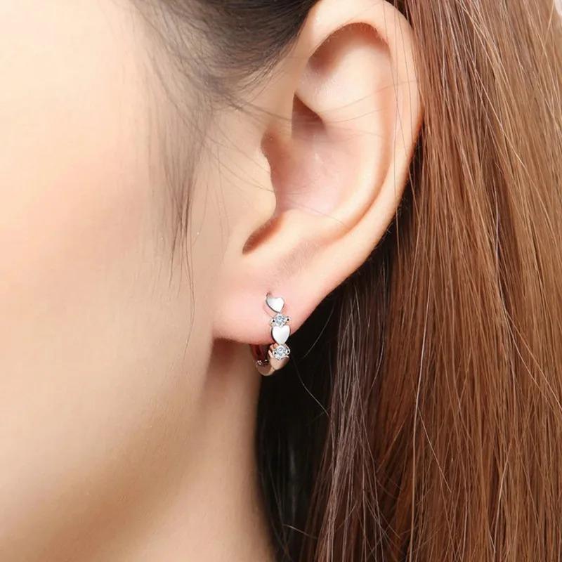 925 Sterling Silver Small Hoop Earrings For Women Luxury Elegant Love Heart Cubic Zirconia Earring Classic Party Wedding Jewelry
